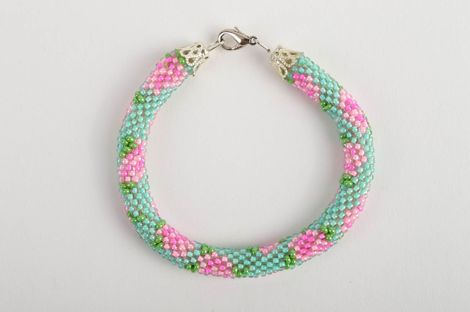 Handmade beaded cord floral pink ornament adjustable bracelet photo 2