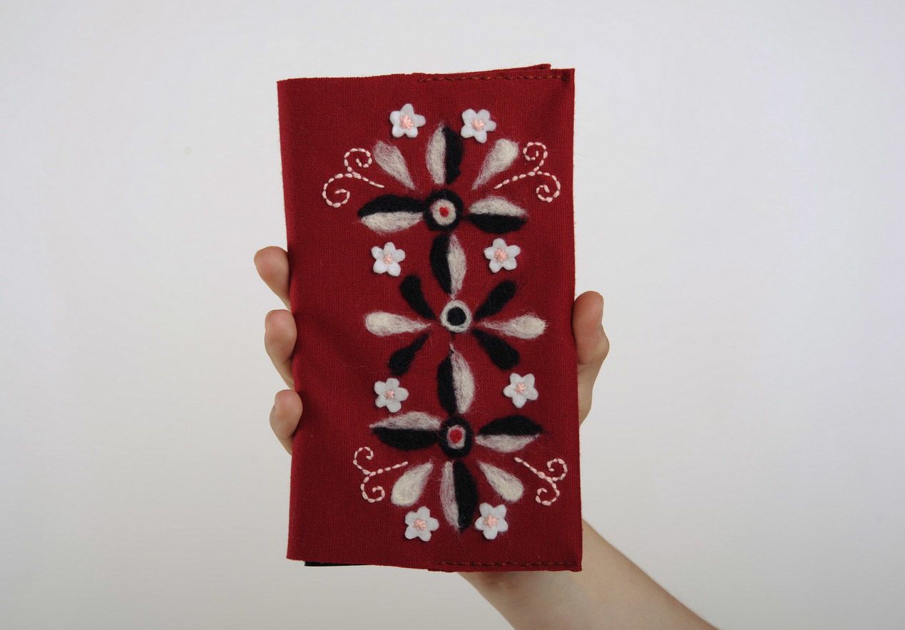 Bright red business cards holder photo 2