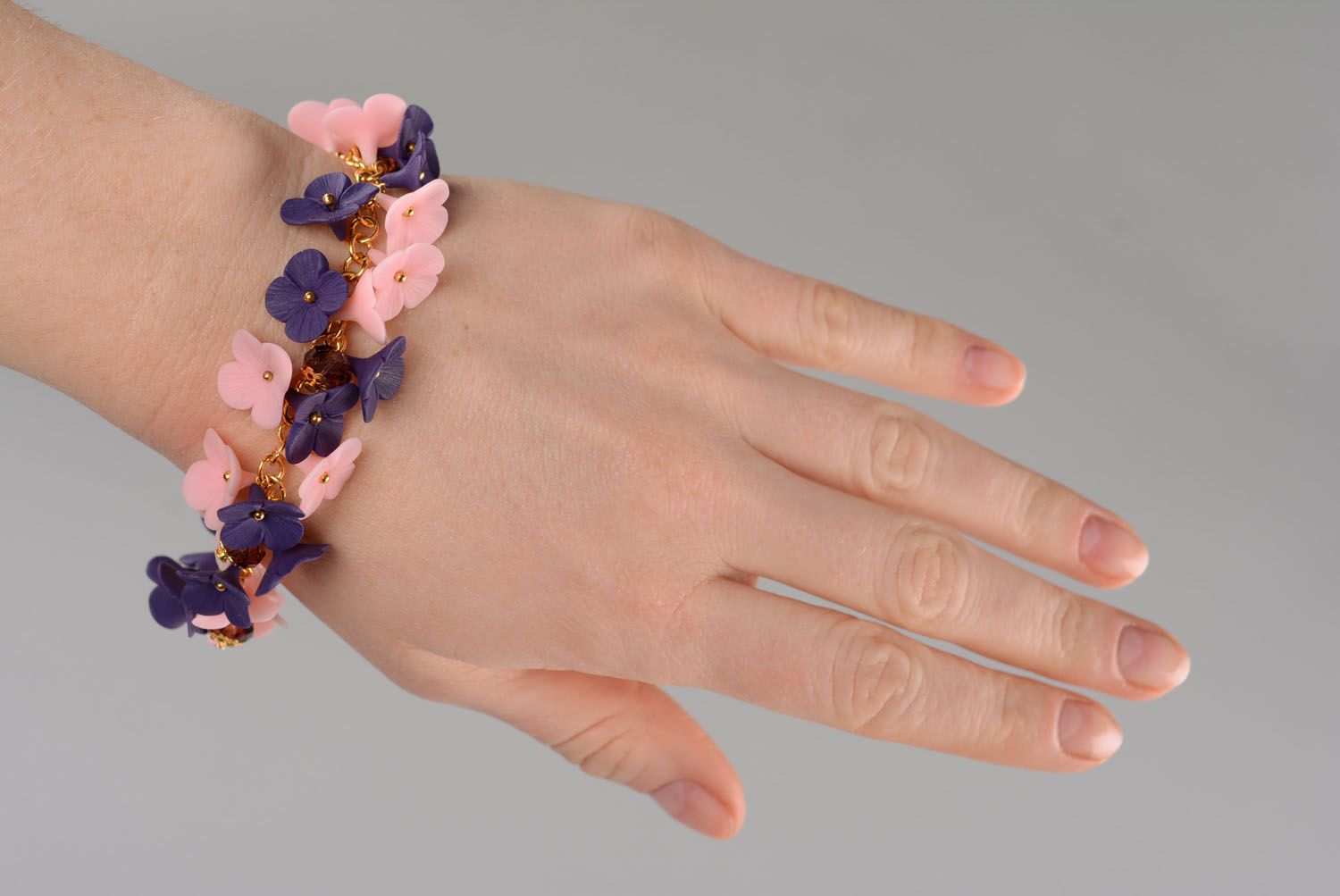Charm bracelet with dark blue and pink field flowers for girls photo 1