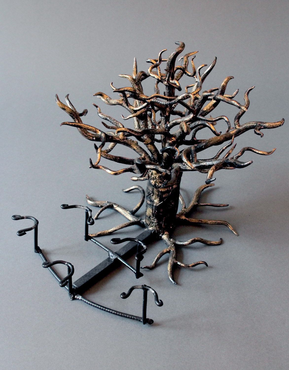 Декоративная металлическая подставка Дерево фото 2