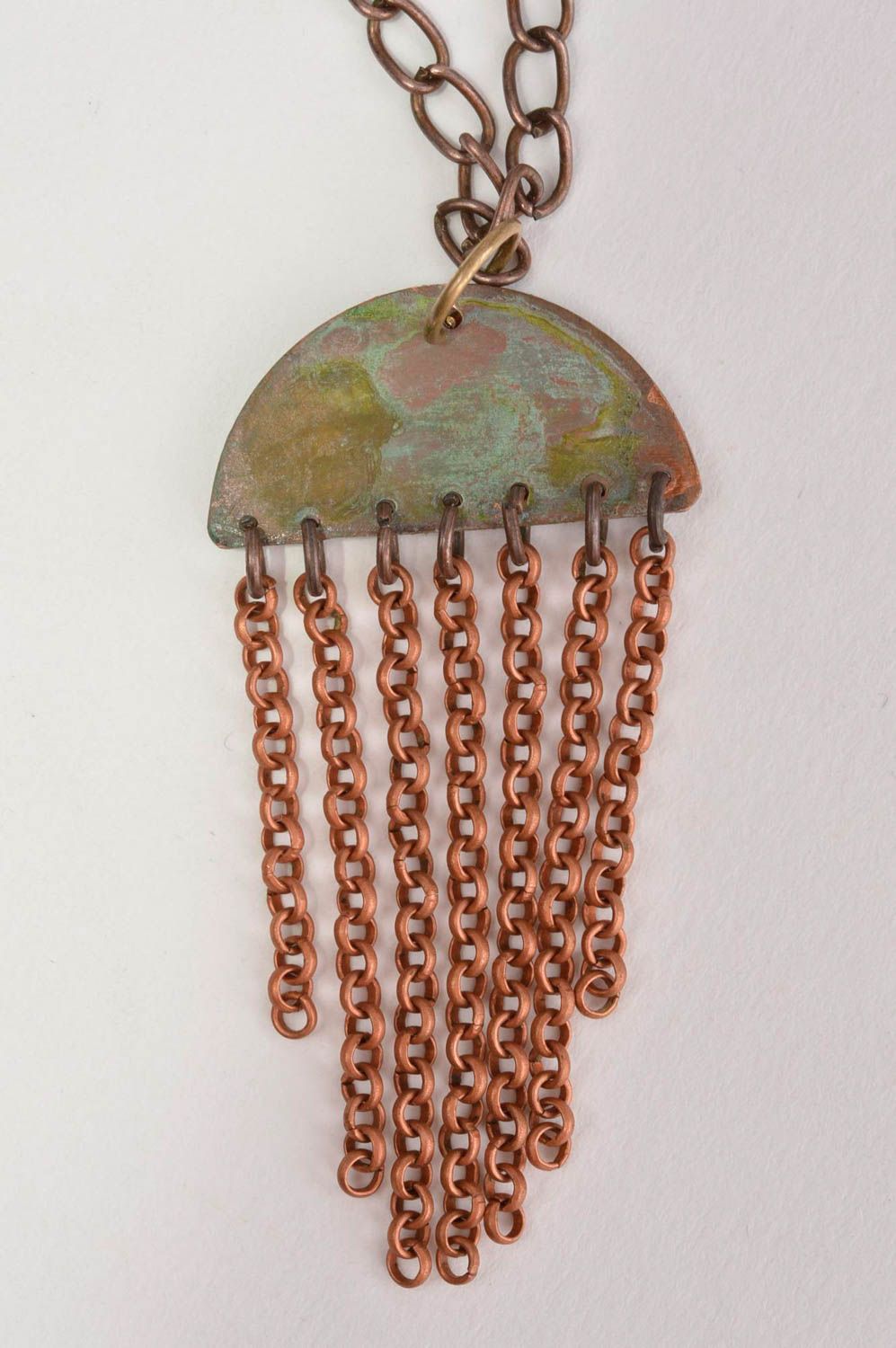 Pendentif métal Bijou fait main cuivre avec chaînes pendantes Accessoire femme photo 4