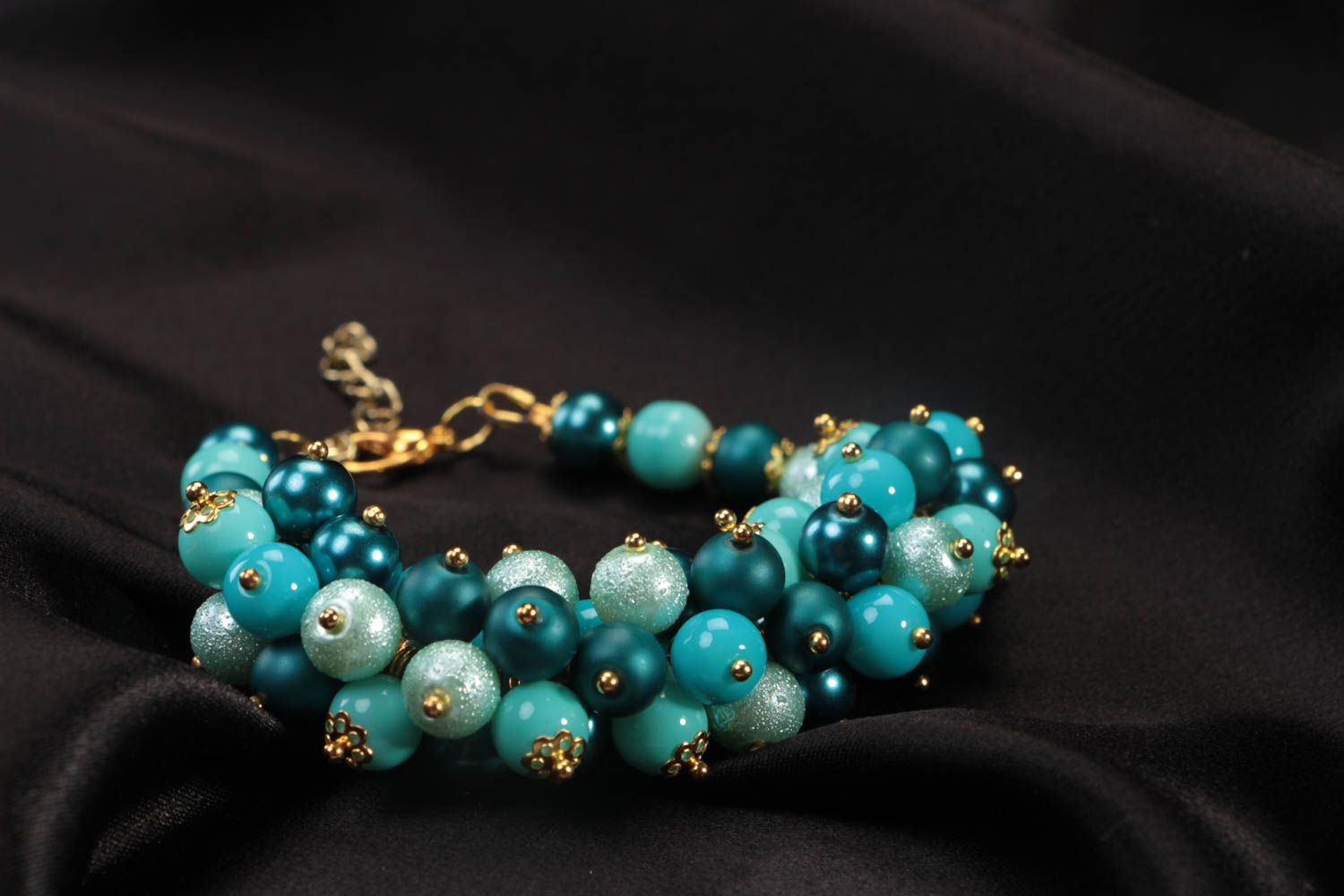 Bracelet fait main turquoise en perles céramiques accessoire festif cadeau photo 2