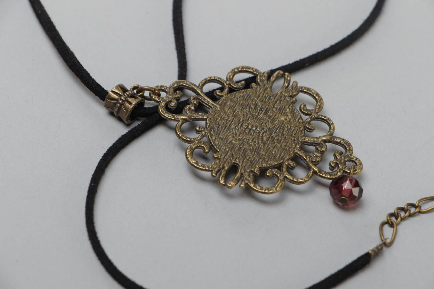 Beautiful handmade glass glaze neck pendant with metal lace frame photo 4