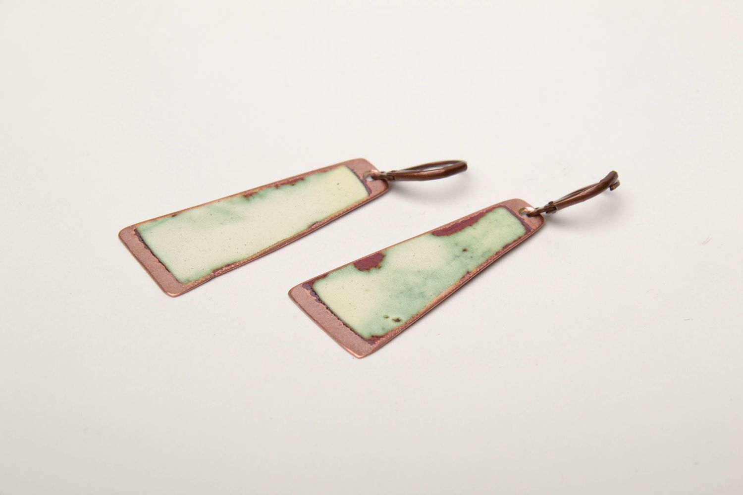Pendientes de cobre pintados con esmaltes foto 4