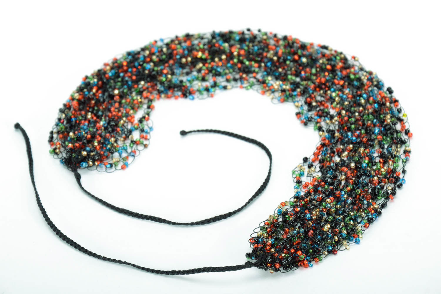 Contrasting glass beads  photo 4