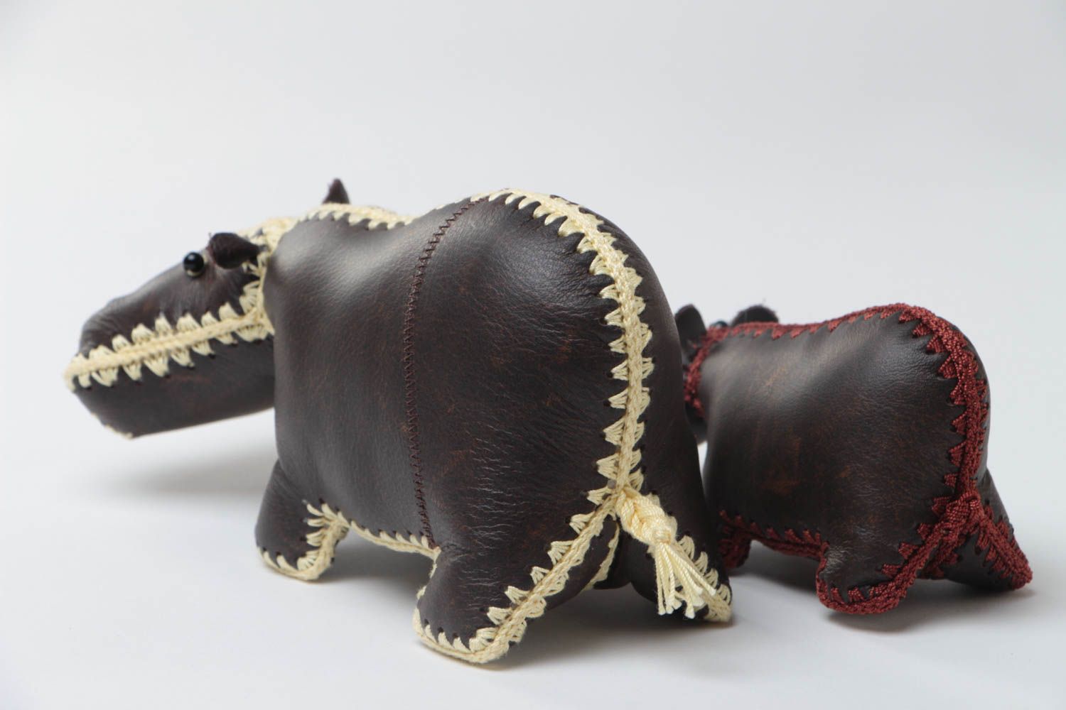 Set of 2 handmade designer dark leather soft toys big and small hippos photo 4