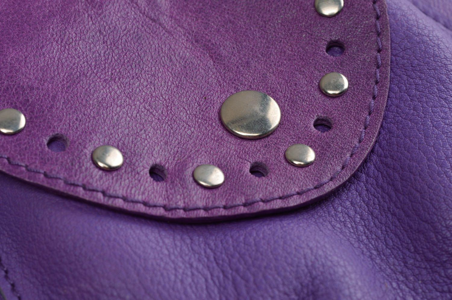 Cartera de cintura lila hecha a mano regalo original accesorio de cuero foto 9