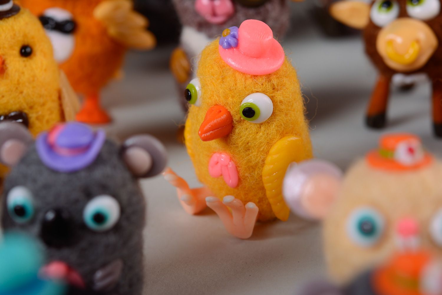 Handmade miniature felted wool toy Chicken photo 3