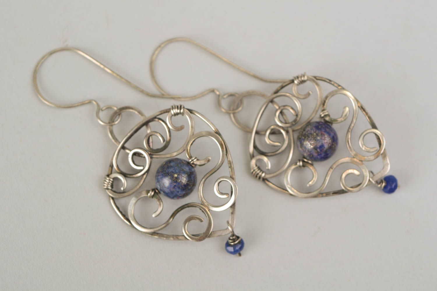Nickel-silver earrings with lazuli and quartz  photo 3