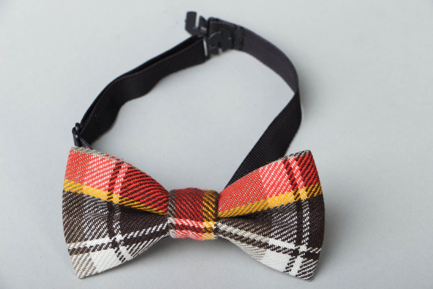 Handmade textile bow tie photo 1