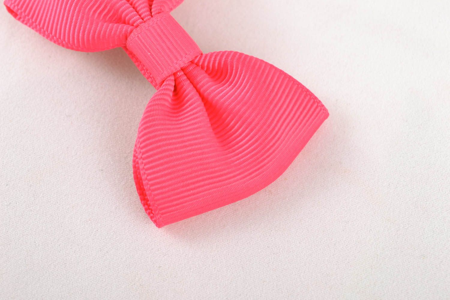 Hair clips with ribbon bows photo 5