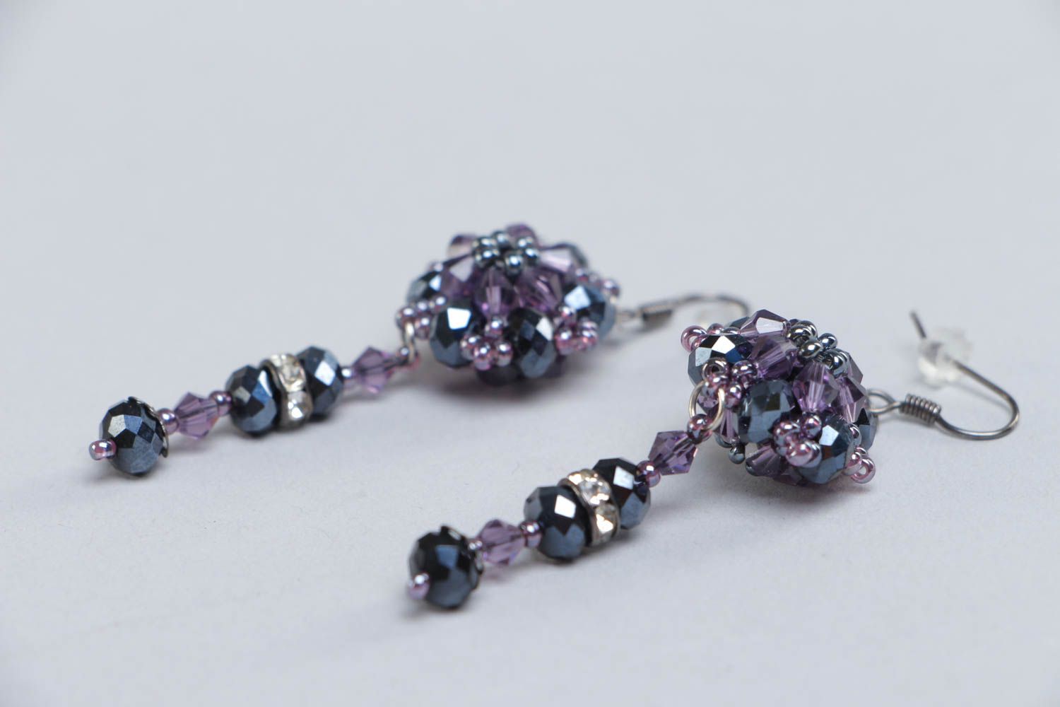 Handmade elegant dark long dangling beaded earrings with crystal glass  photo 3