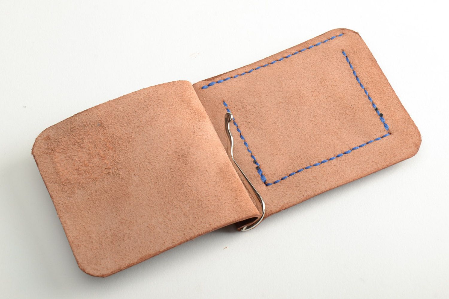 Handgemachte Geldbörse aus Leder mit zwei Abteilungen braun originell schön foto 4