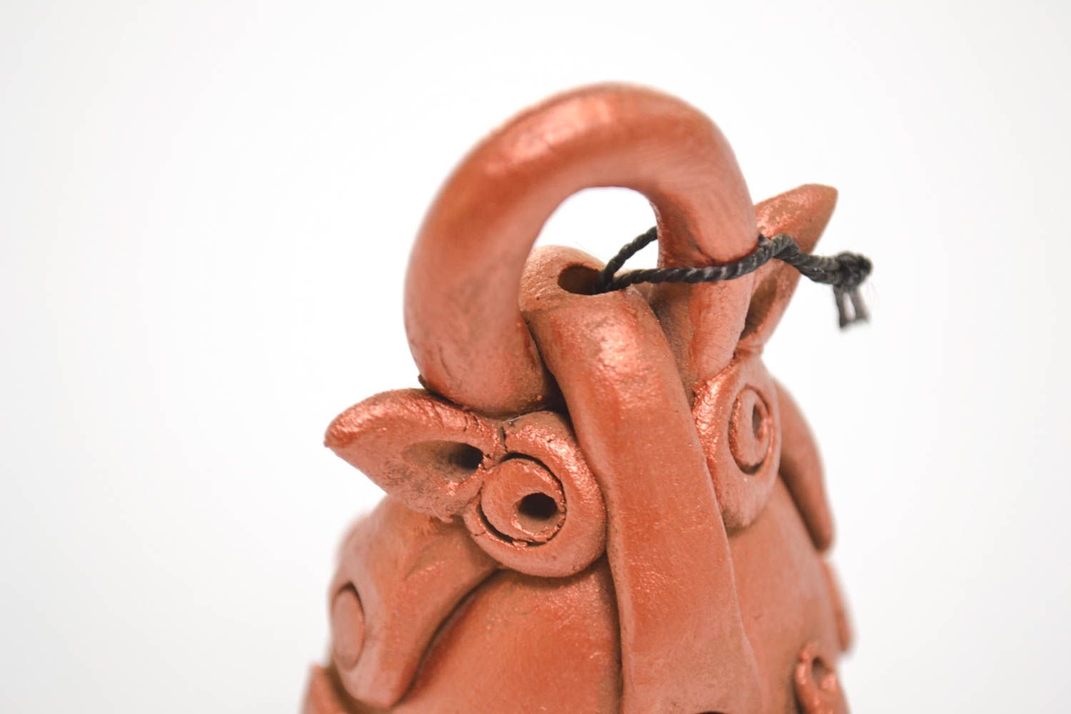 Керамический колокольчик ручной работы глиняный сувенир колокольчик из глины  фото 3