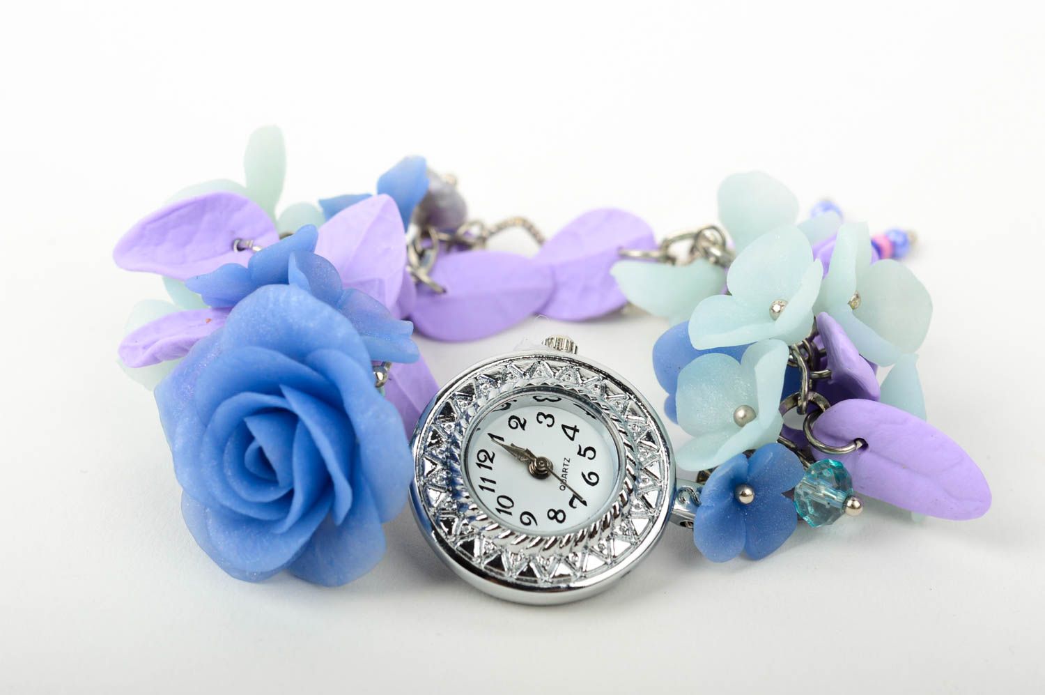 Montre design faite main Accessoire femme bracelet floral bleu Cadeau insolite photo 1