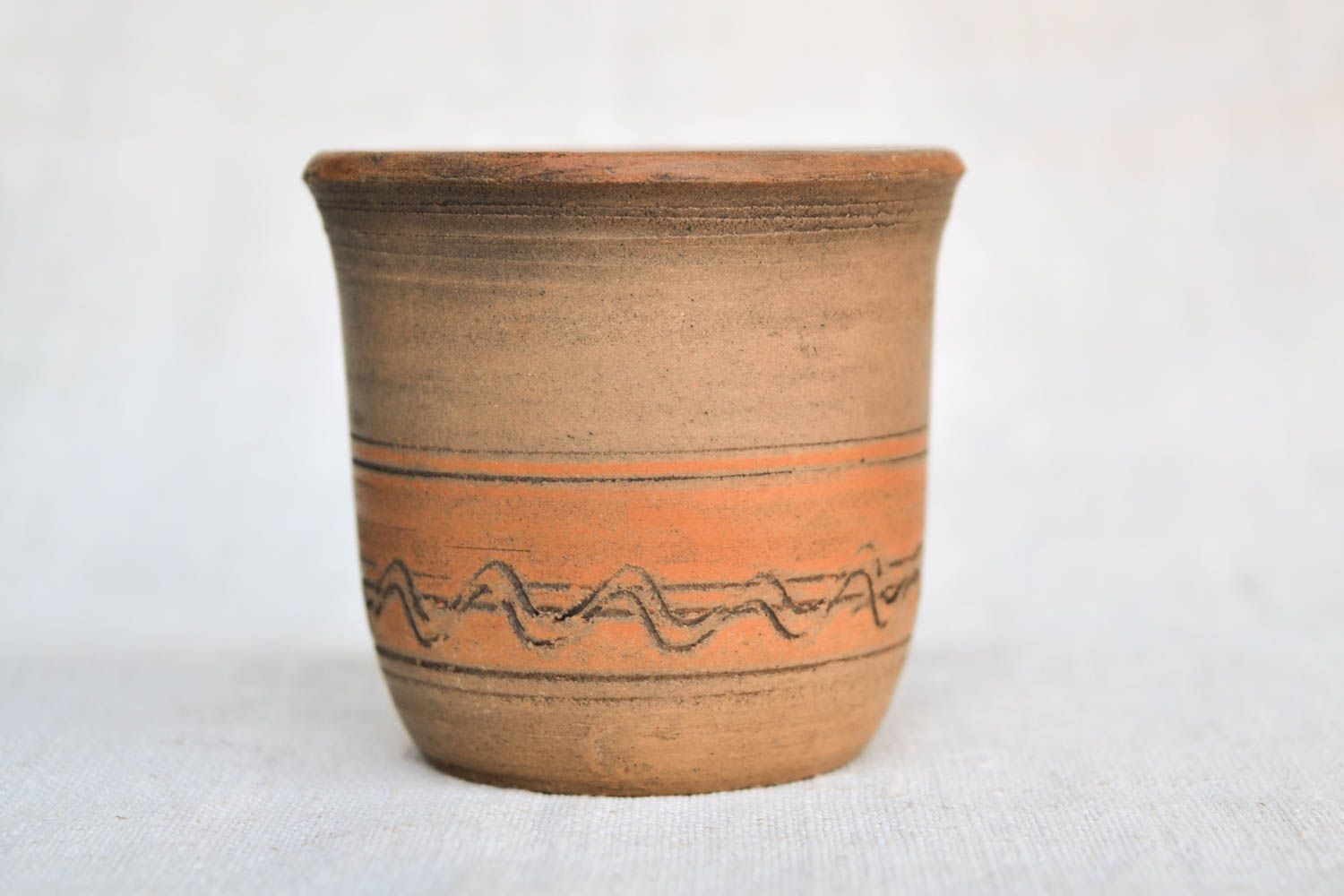 Unglazed clay cup without handle in Italian style 6 oz with plain design photo 3