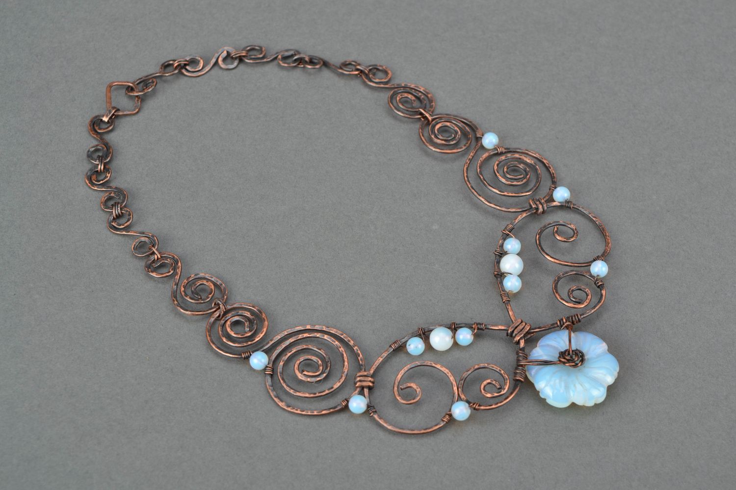 Handmade Collier aus Kupfer in Wire Wrap Technik mit Mondstein Mond Blume foto 4