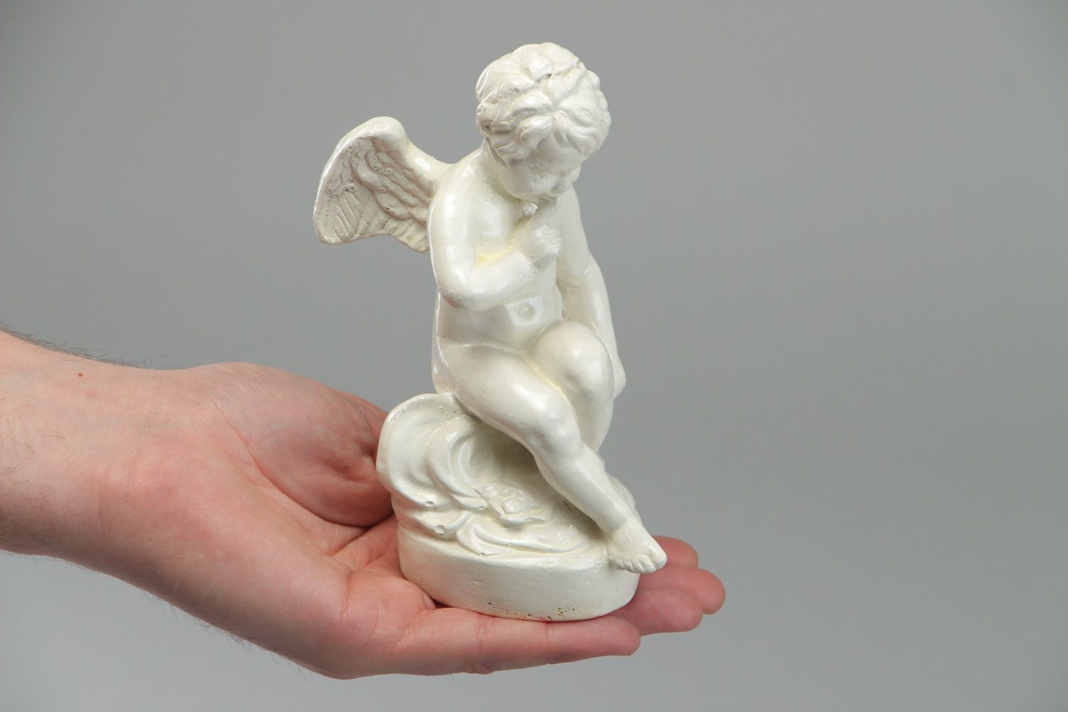 Handmade small figurine of angel cast of white alabaster table decoration photo 4
