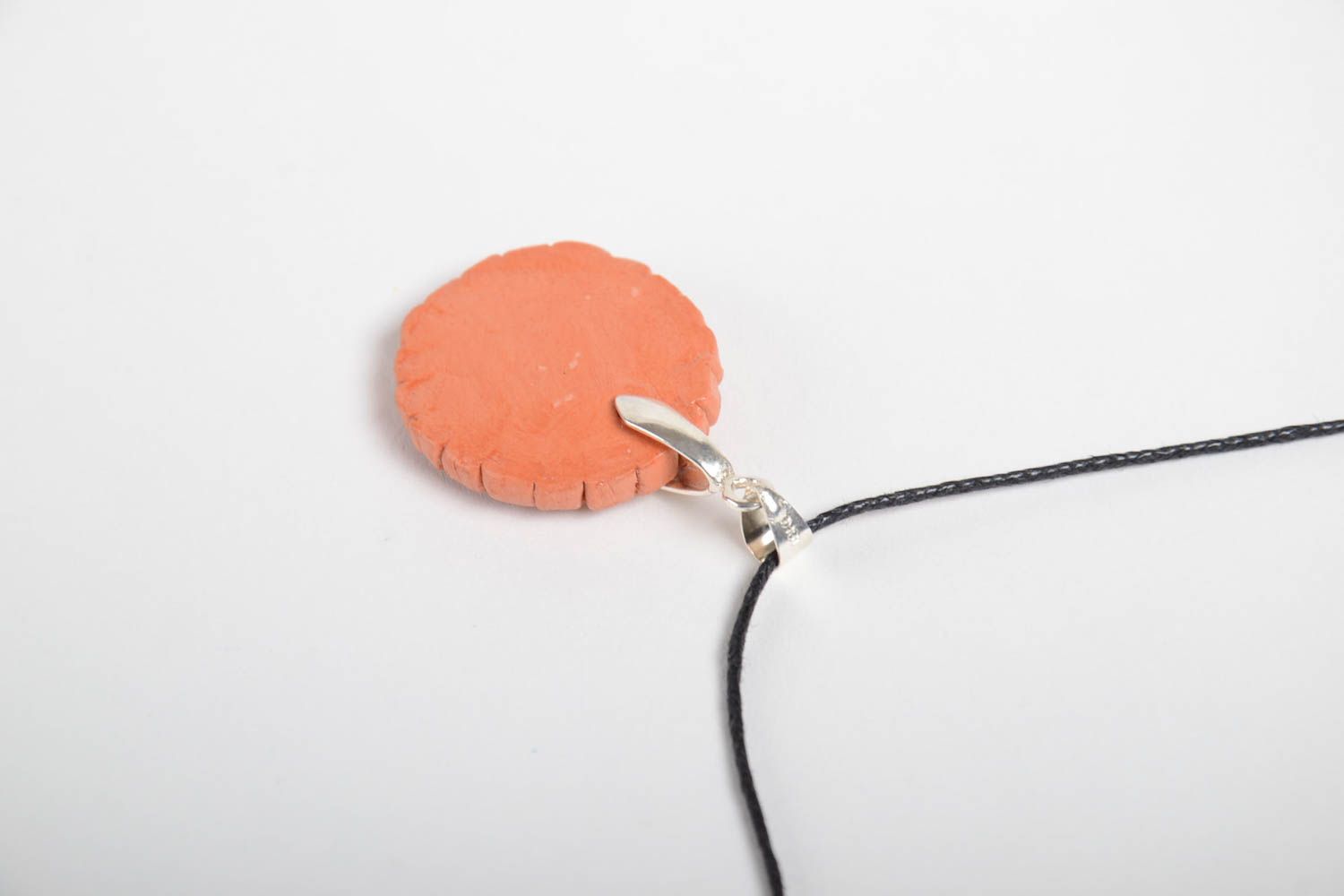 Anhänger aus Ton Halskette für Frauen Schmuck handgemacht mit Acrylfarben bemalt foto 3