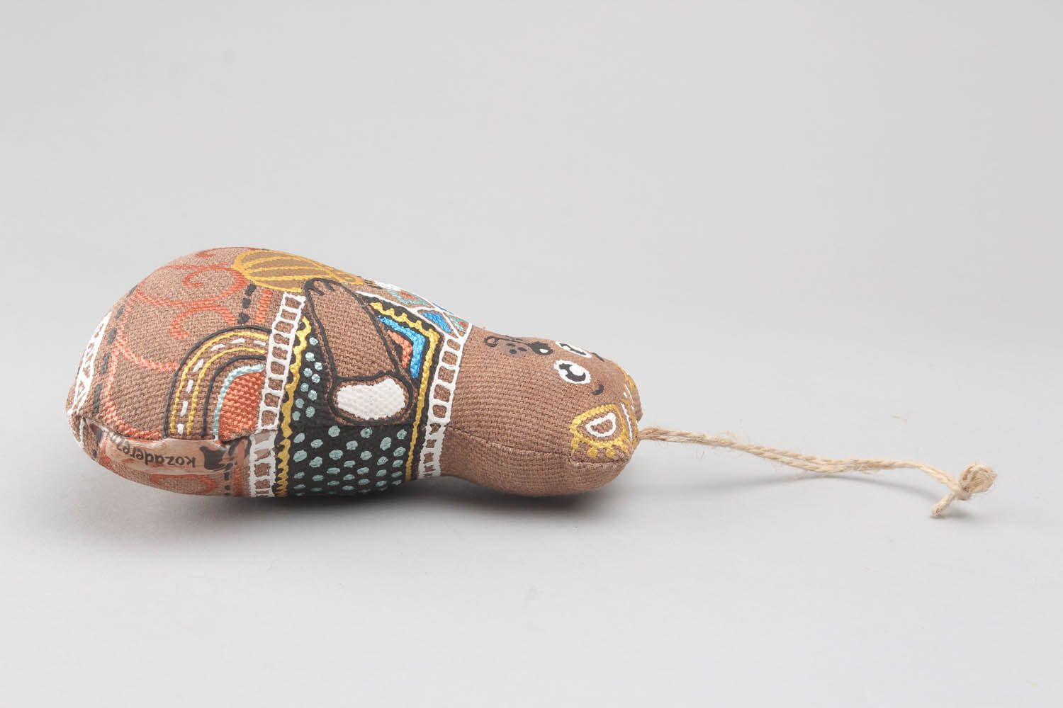 Pingente decorativo artesanal de tecido processado com café Urso foto 1
