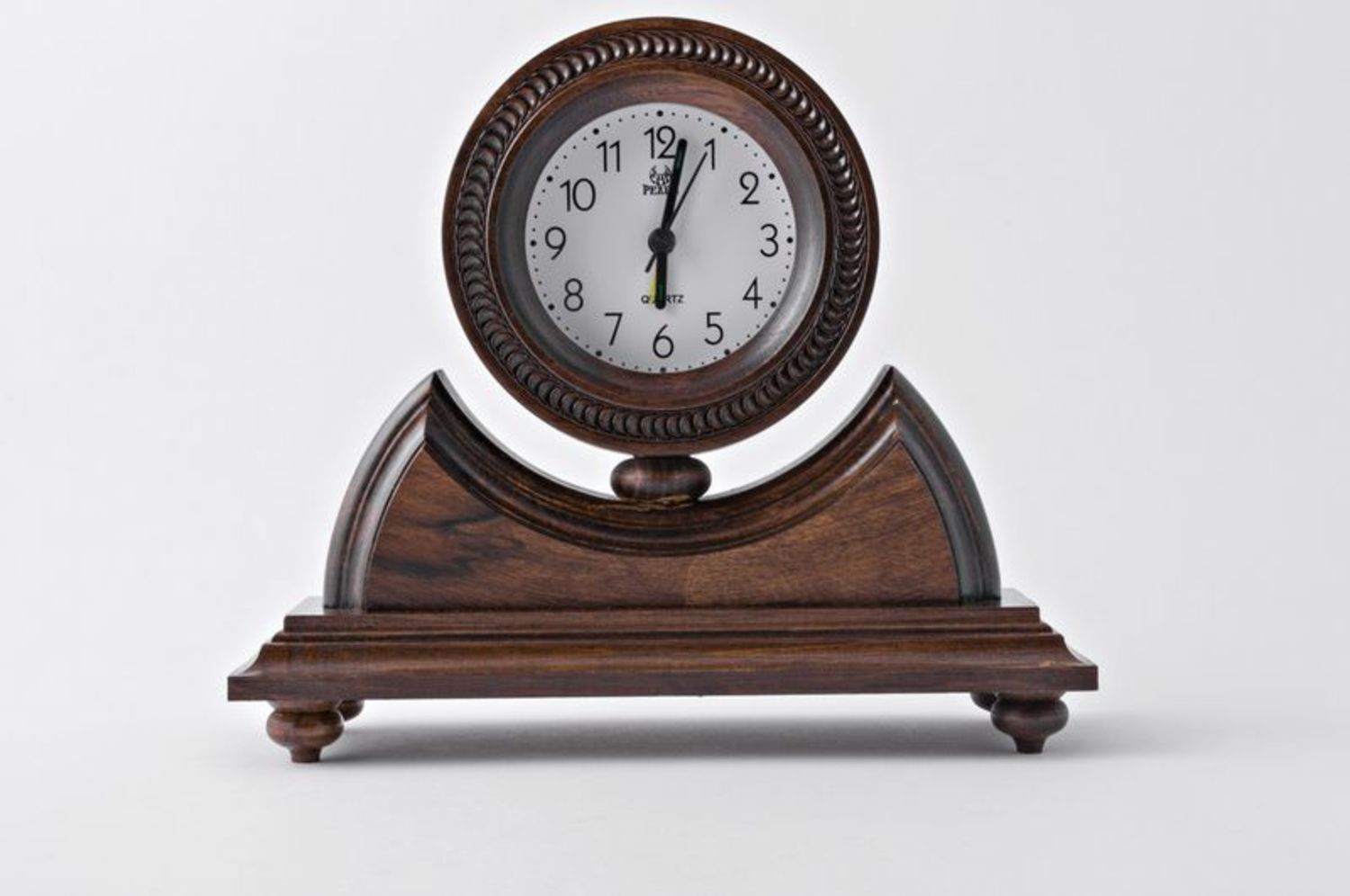 Desktop clock made of wood photo 1