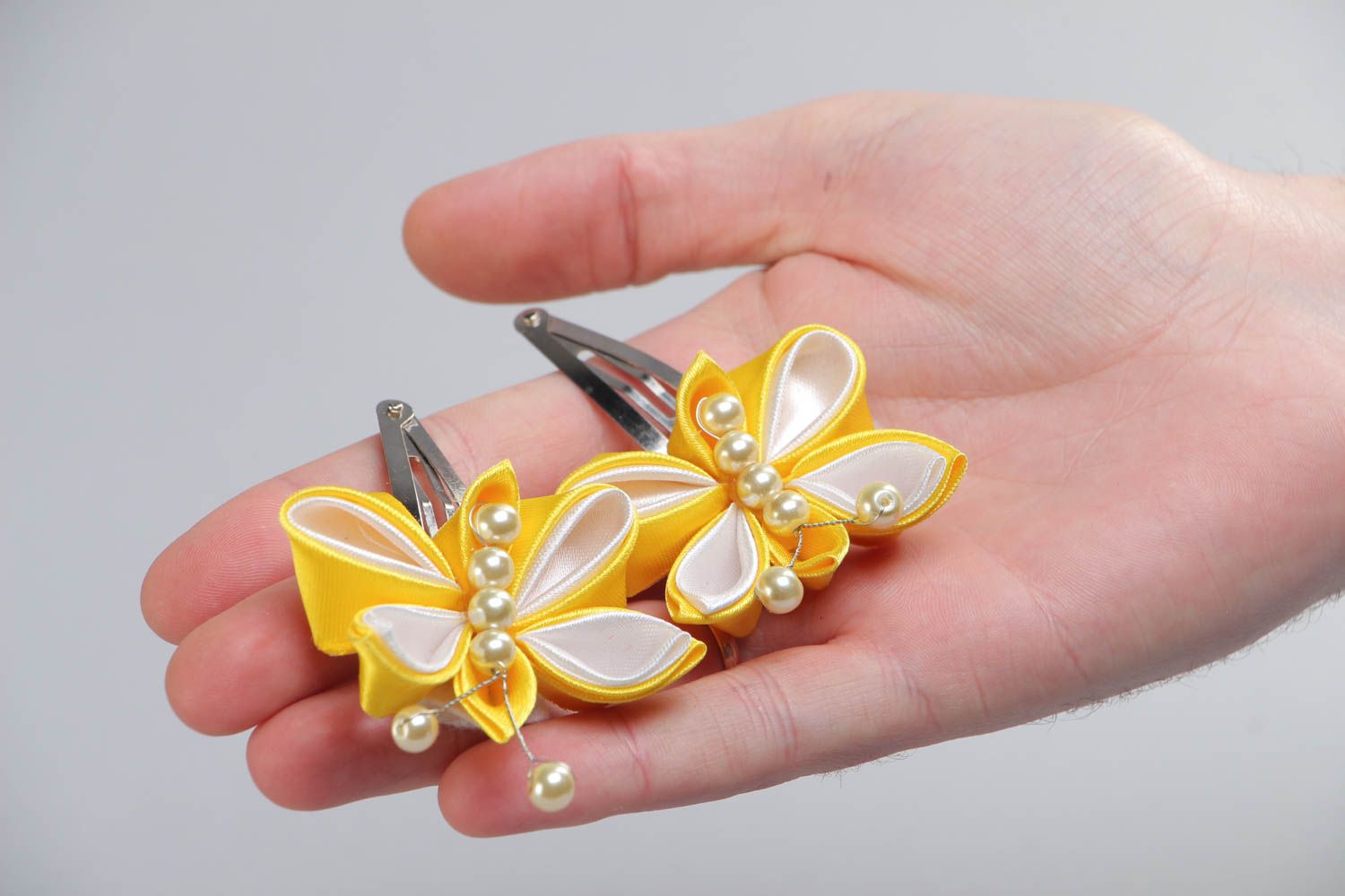 Bright handmade hair clip with satin ribbon butterflies and beads photo 5