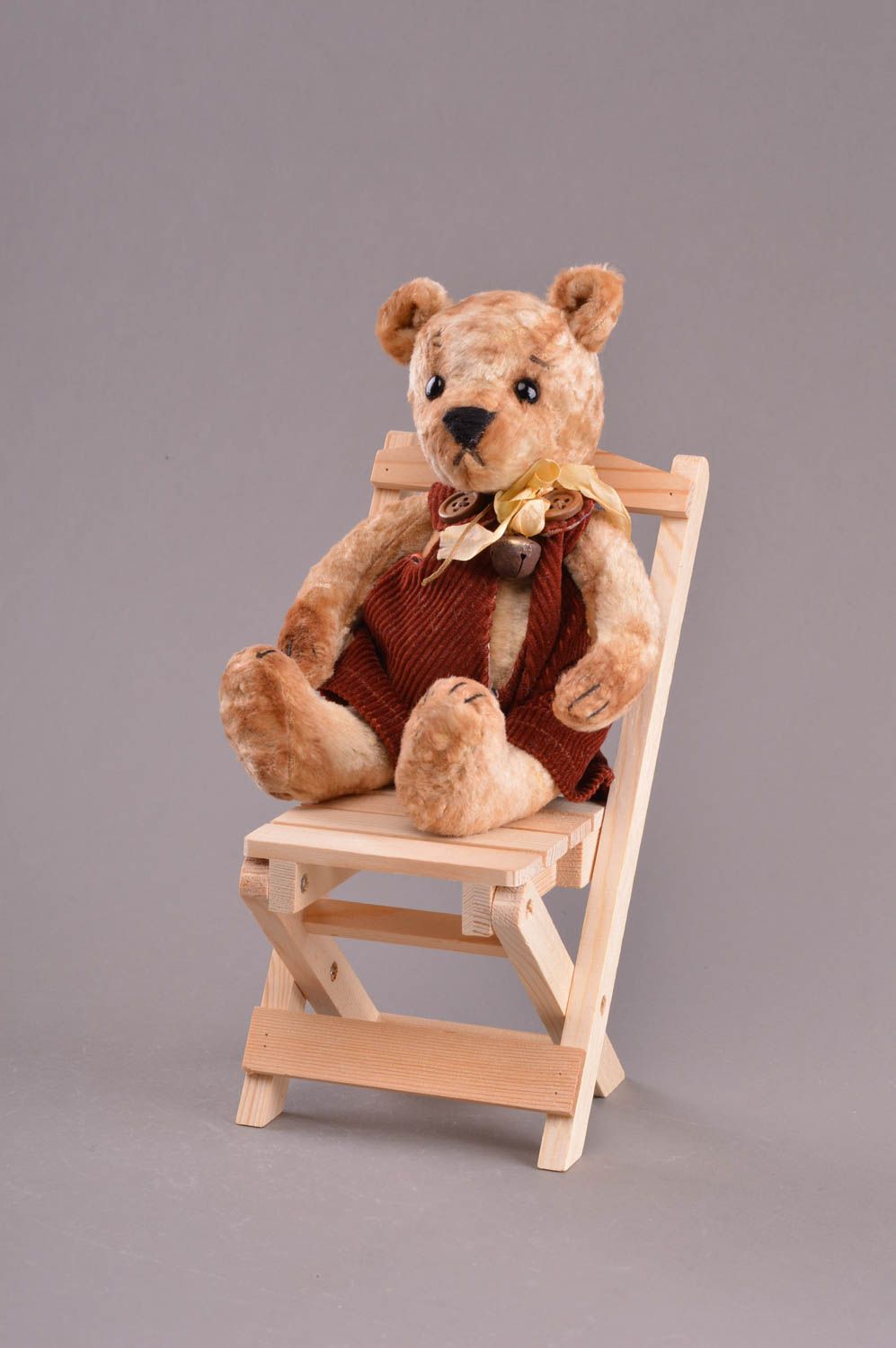 Beautiful handmade vintage soft plush toy bear for home decor photo 1