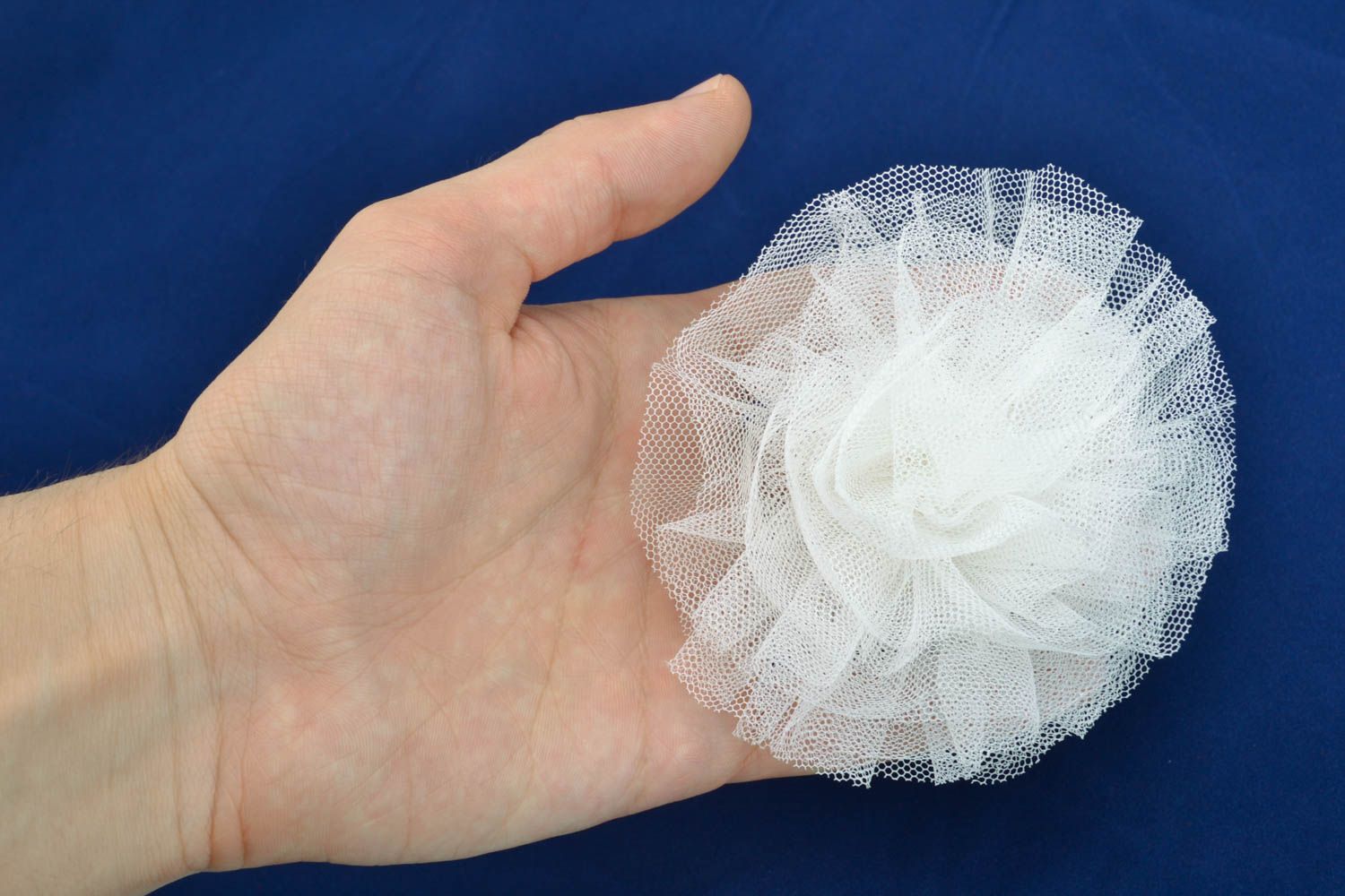 Hair tie with veiling photo 4