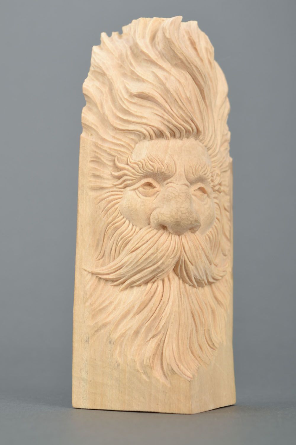 Estatueta artesanal de madeira Velho foto 3