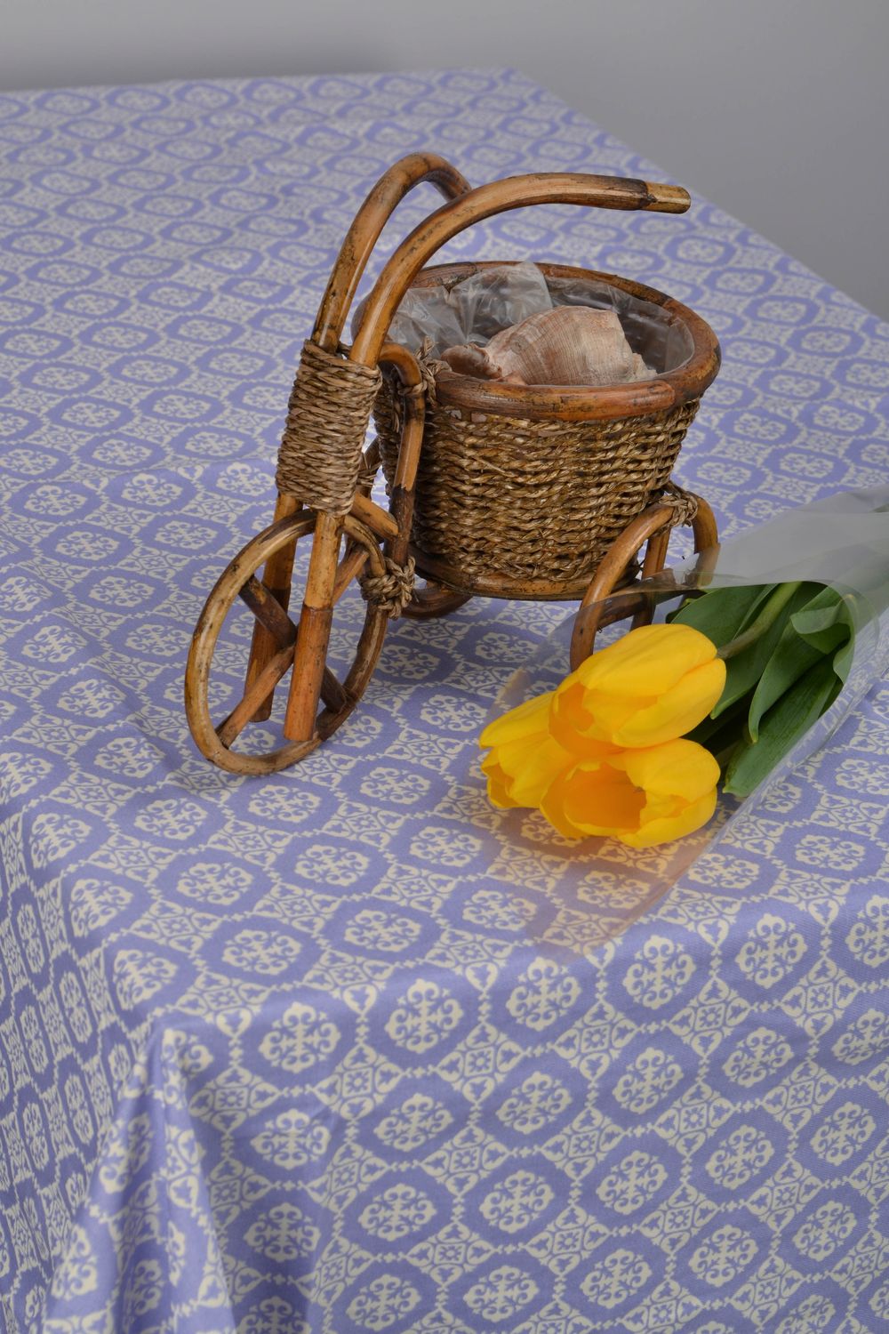 Handgemachte Tischdecke aus Stoff mit Muster hellblau
 foto 1