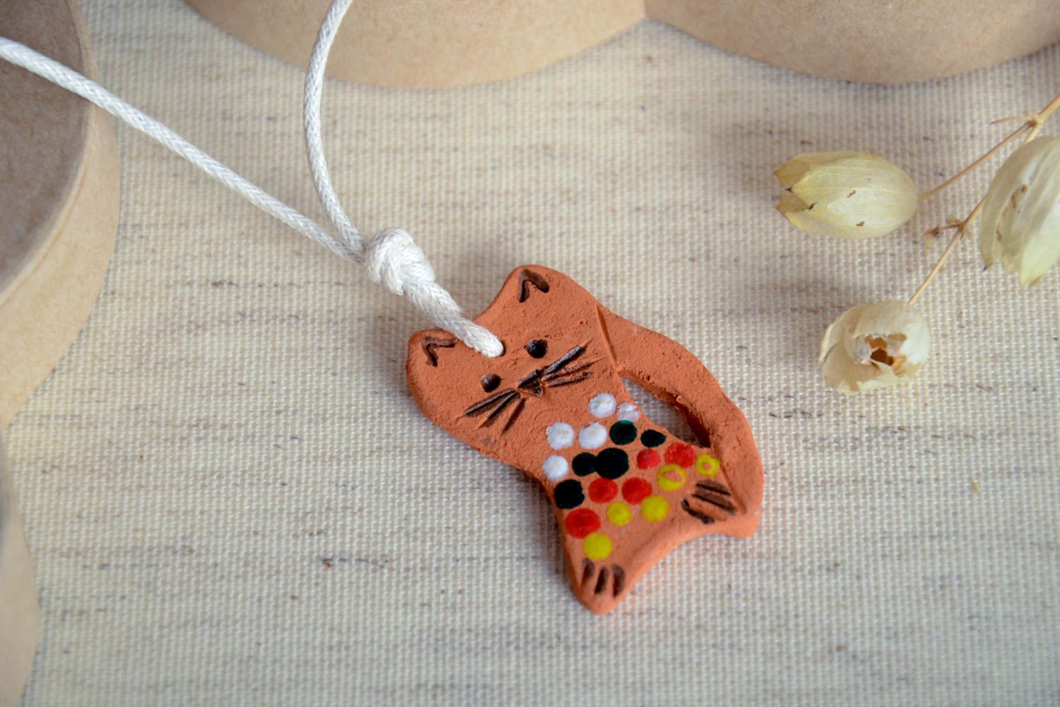 Handmade ceramic pendant elegant stylish jewelry pendant in shape of cat photo 1