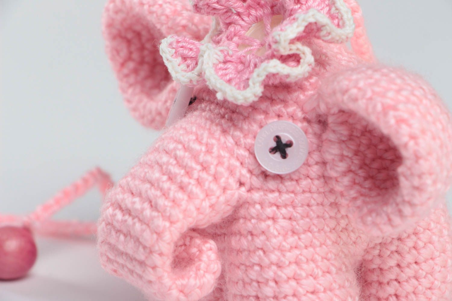 Jouet tricoté au crochet en fils acryliques fait main pour enfant éléphant rose photo 3