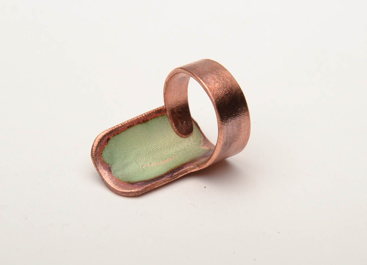 Stilvoller Ring aus Kupfer foto 4