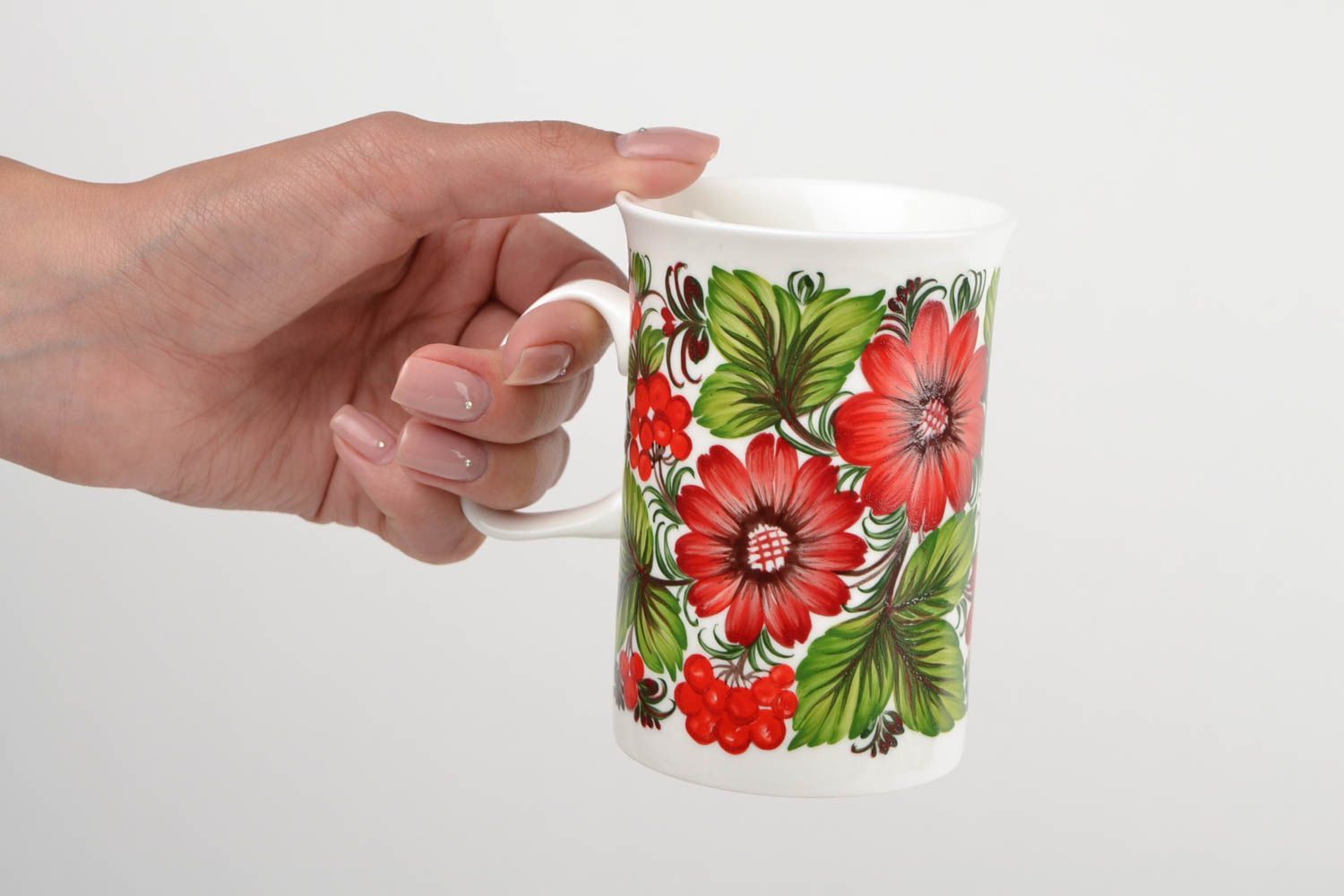 Large 10 oz ceramic porcelain cup with handle and red flowers design photo 2