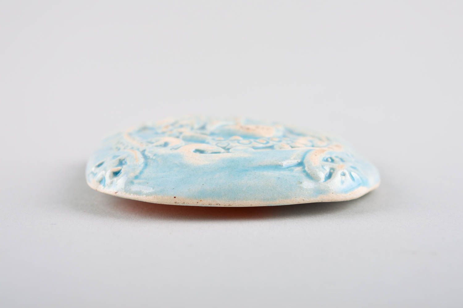 Aimant céramique fait main Magnet frigo bleu pâle ornementé Décoration frigo photo 3