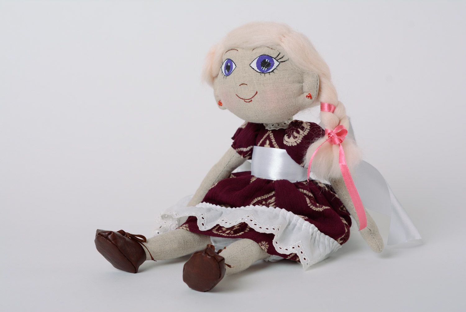 Игрушка кукла из ткани с рыжими волосами в платье среднего размера ручная работа фото 3