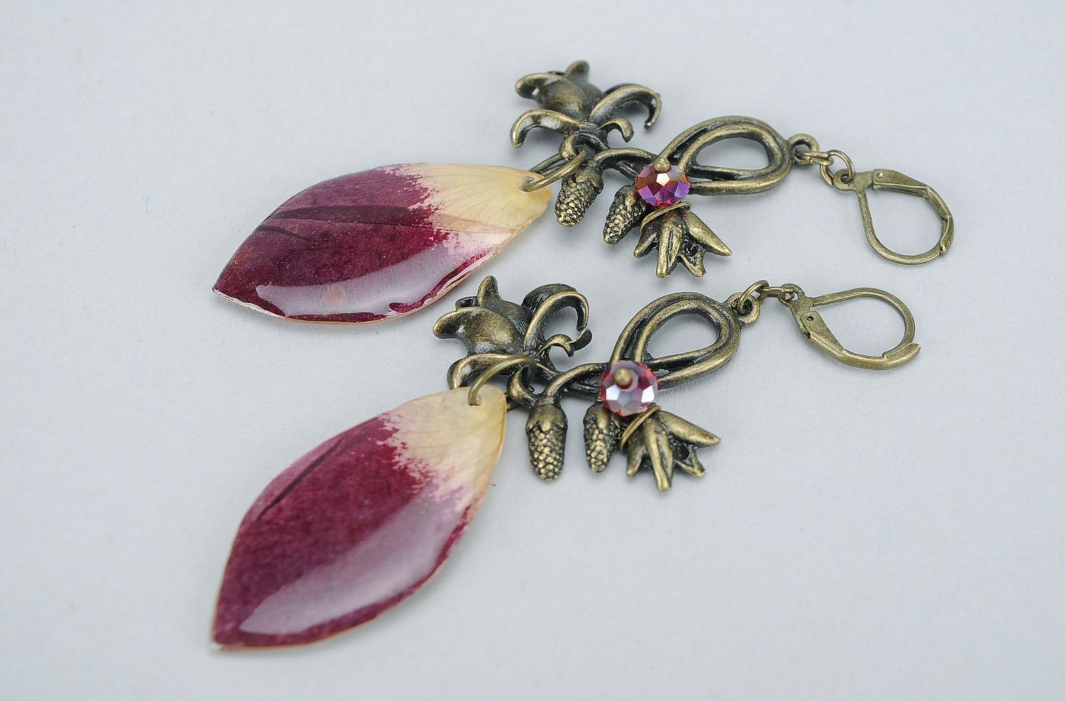Earrings made from rose petals photo 1