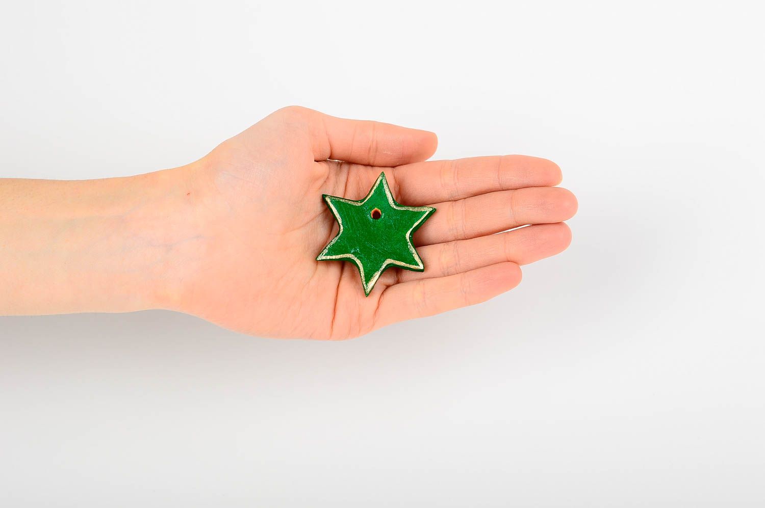 Игрушка на елку хэнд мэйд декор для дома глиняная игрушка в виде зеленой звезды фото 2