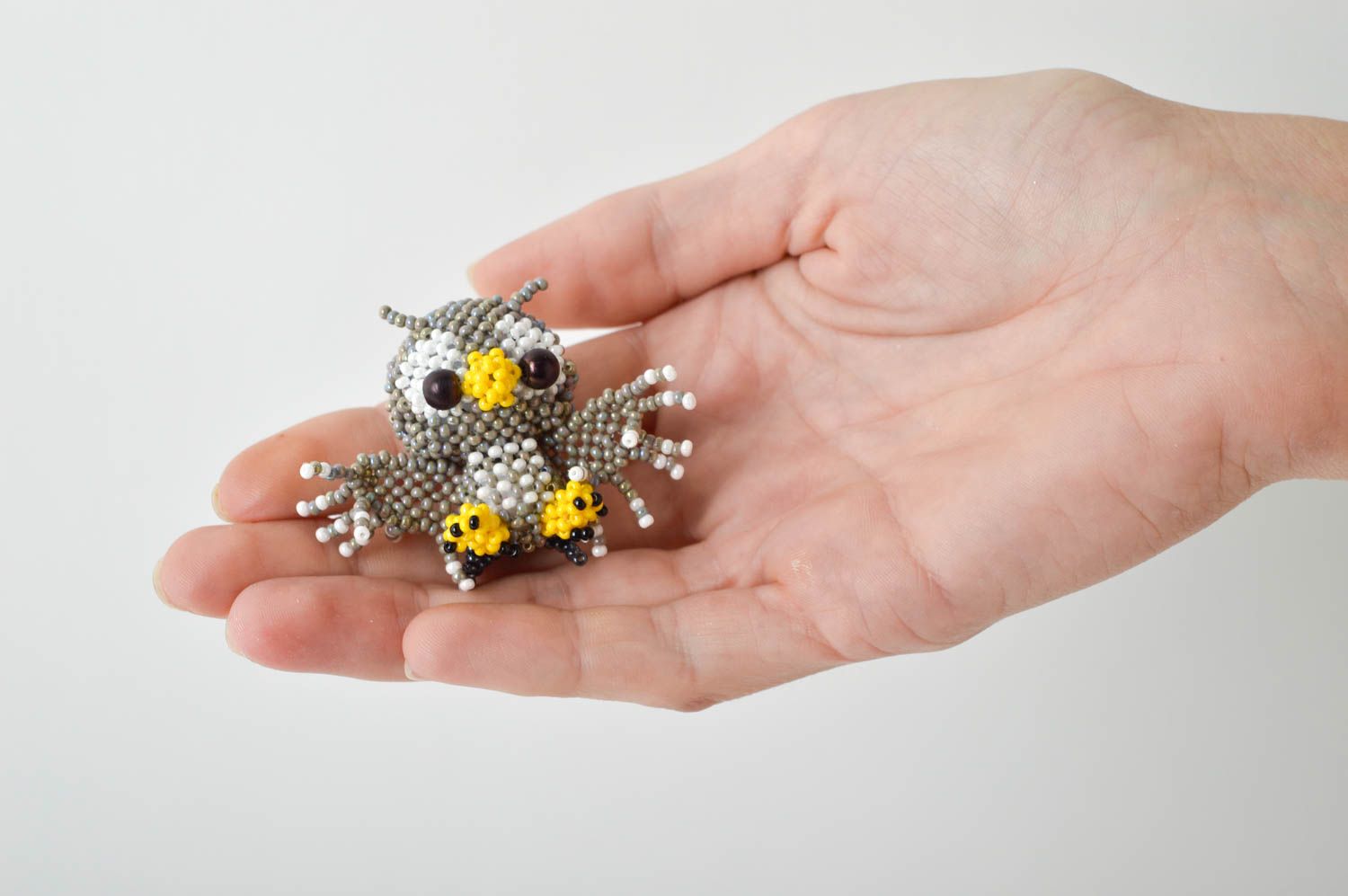Детская игрушка ручной работы игрушка из бисера забавная игрушка в виде совы фото 2