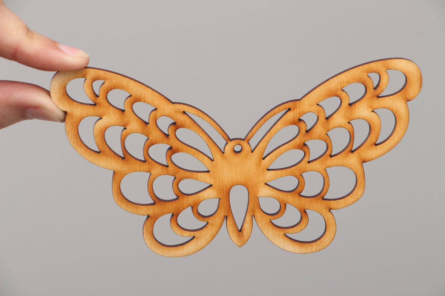 Vorbereitete Materialien handmade aus Furnier Schmetterling foto 3