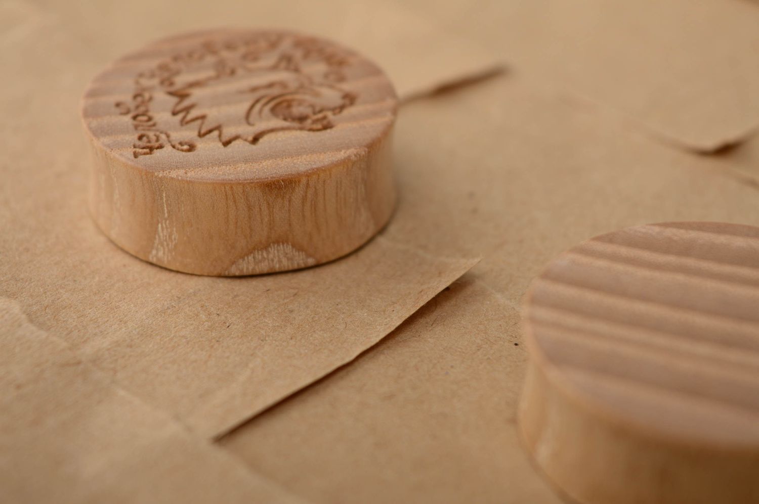 Wooden ear plugs with engraving photo 5