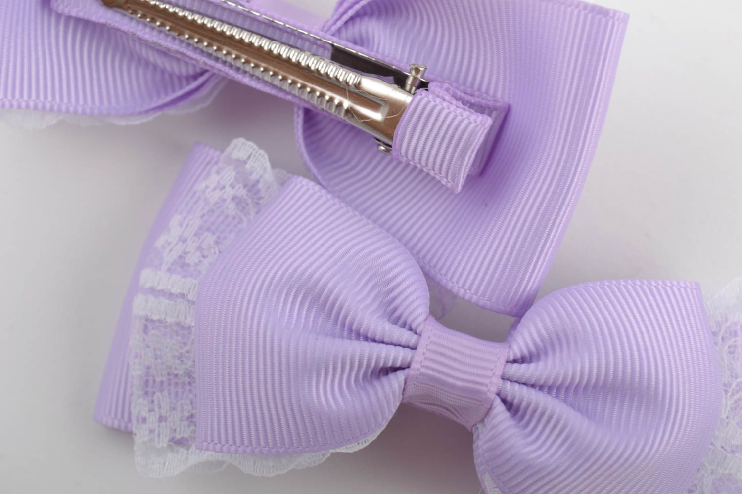 Заколки для волос в виде бантиков фиолетового цвета ручной работы 4 штуки набор фото 2