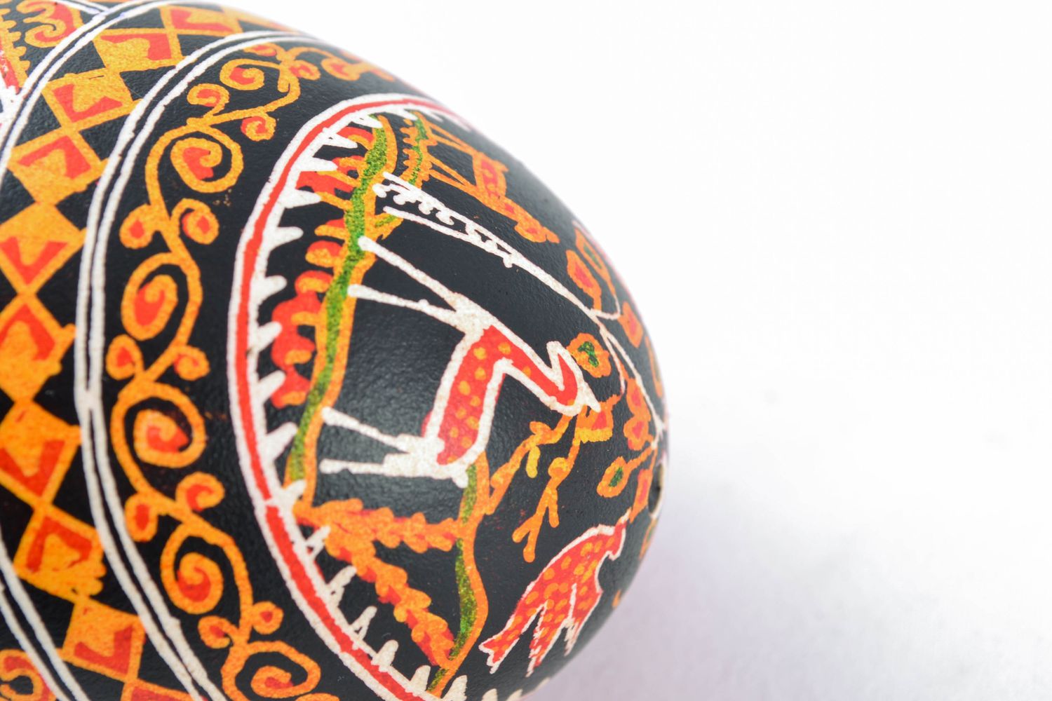 Beautiful painted Easter goose egg photo 5