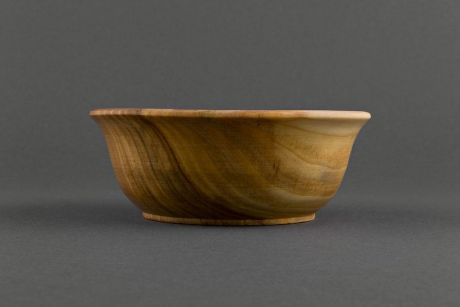 Deep wooden bowl photo 3