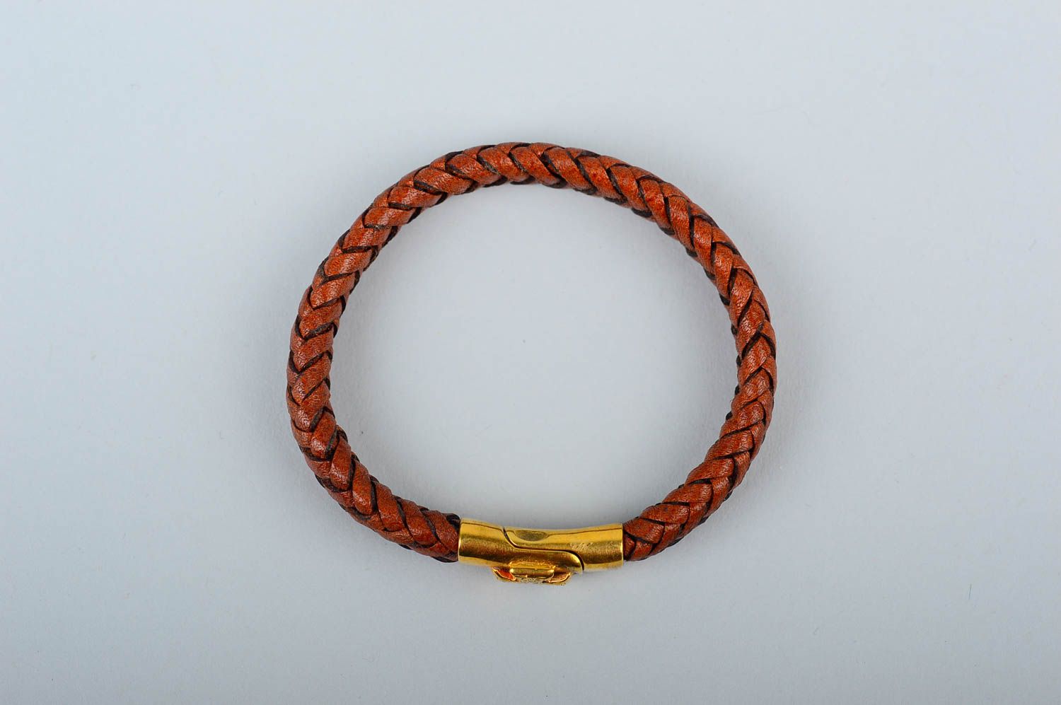 Кожаный браслет хэнд мэйд браслет на руку стильный плетеный украшение из кожи фото 3