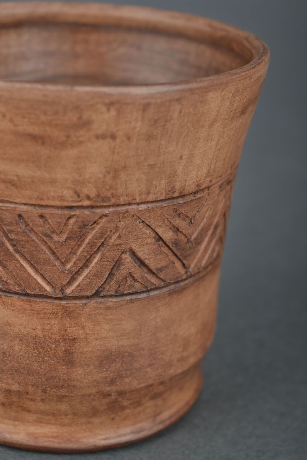 Gobelet céramique fait main original brun à motifs géométriques cadeau photo 4