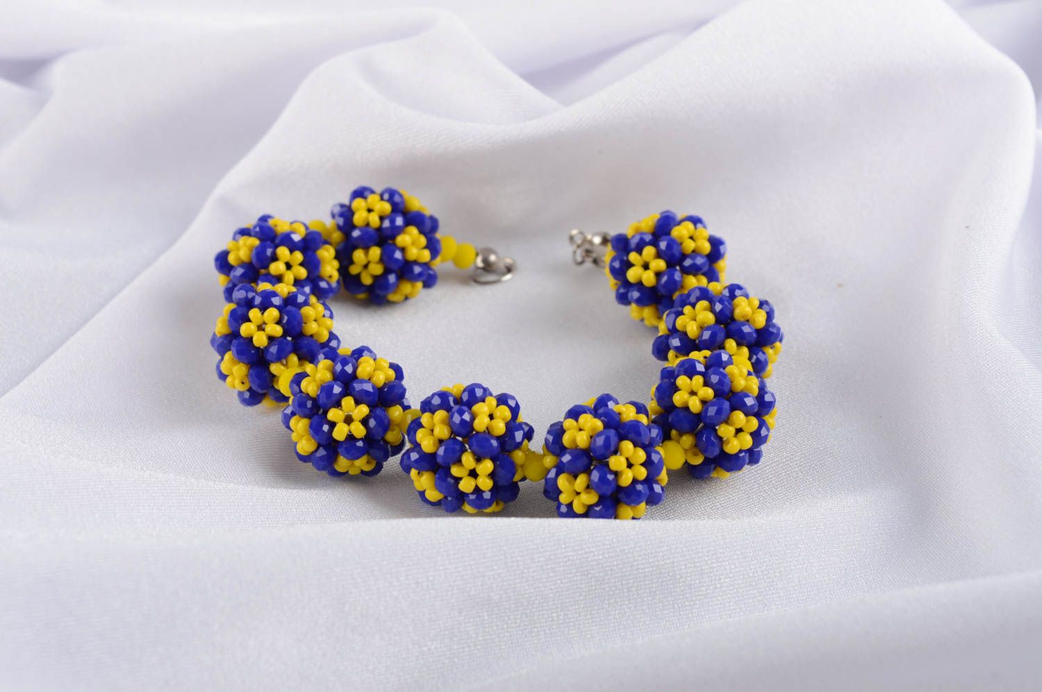 Bracelet perles de rocaille Bijoux fait main Accessoire femme bleu jaune mode photo 2