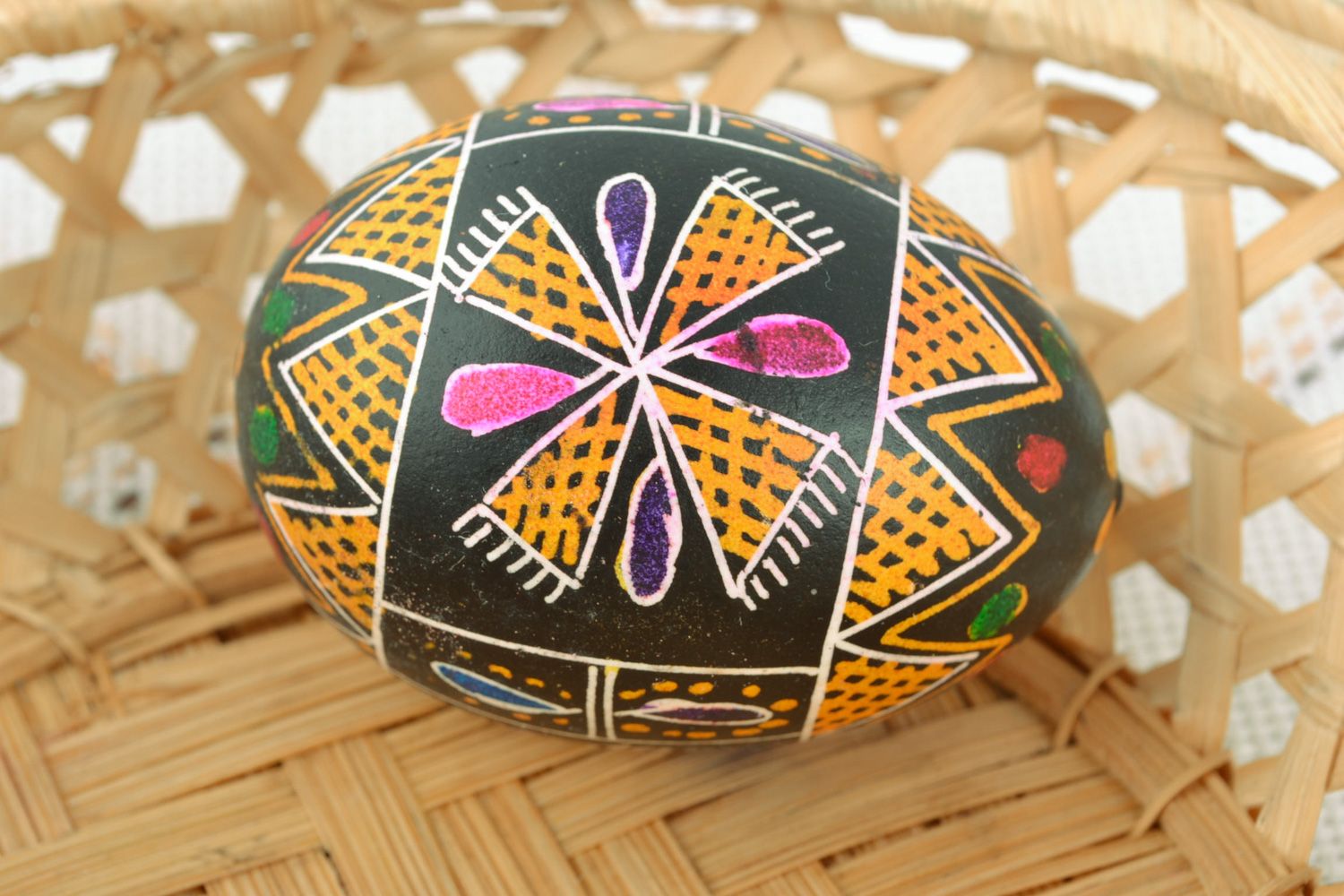 Beautiful handmade painted Easter egg photo 1