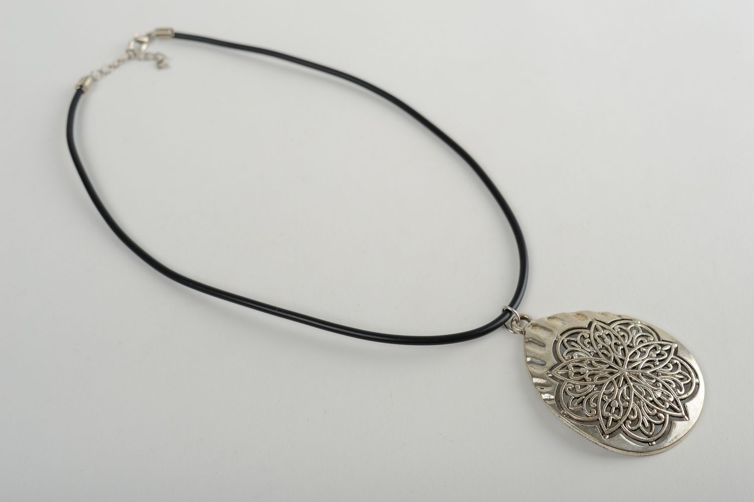 Metal pendant handmade metal jewelry metal accessories fashion pendant for girls photo 4