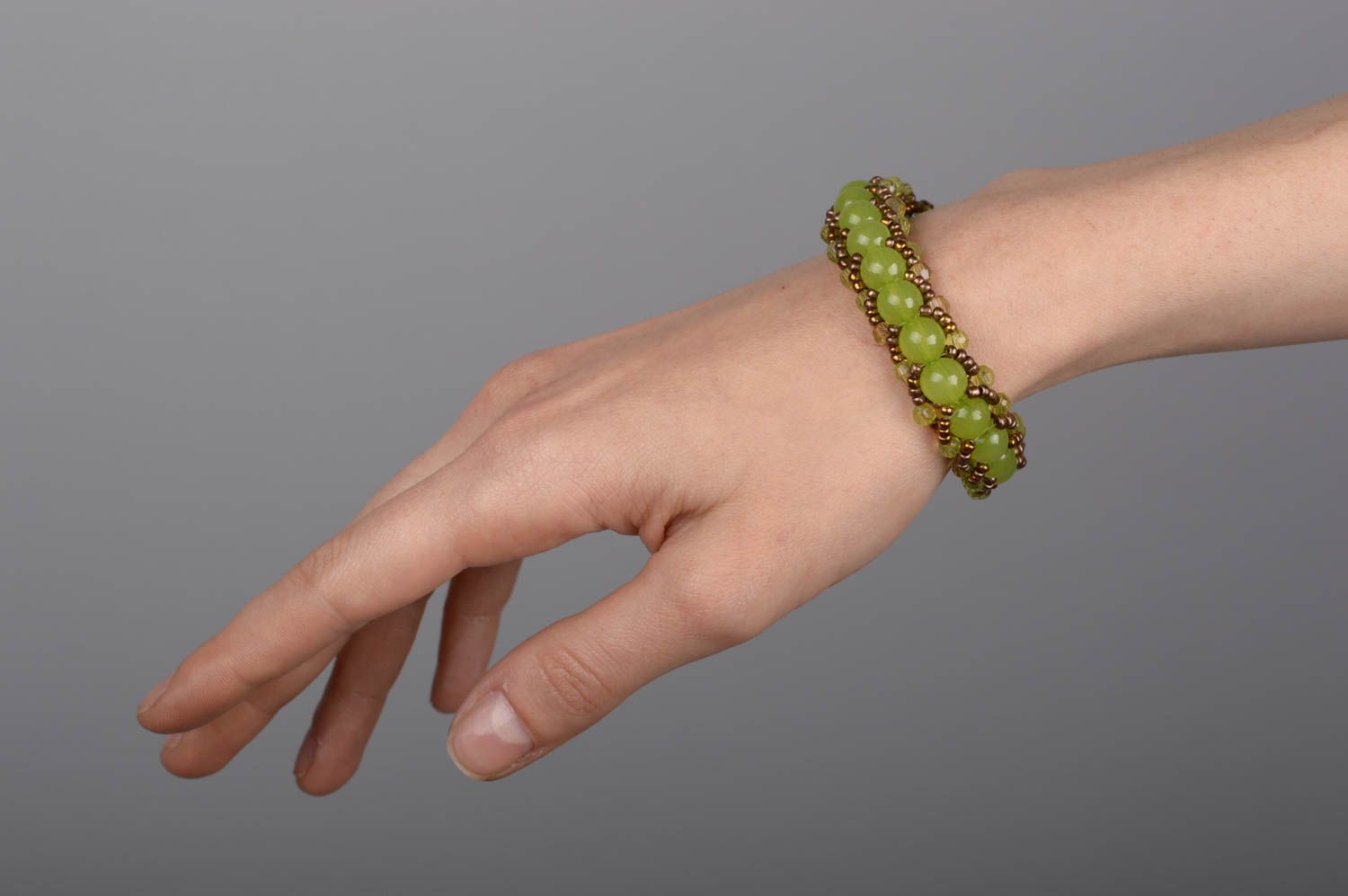 Bracelet en perles de rocaille Bijou fait main vert original Cadeau femme photo 5